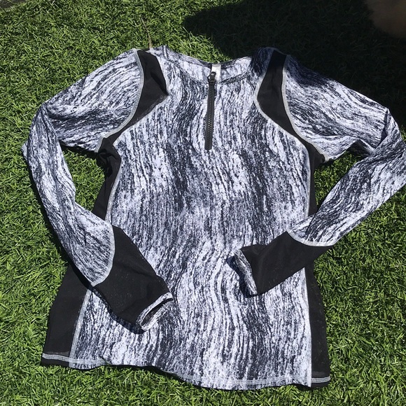 lululemon athletica Other - Lululemon rash guard or work out top